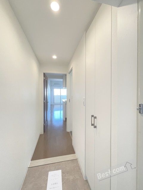 玄関　天井高シューズクローゼット付き♪