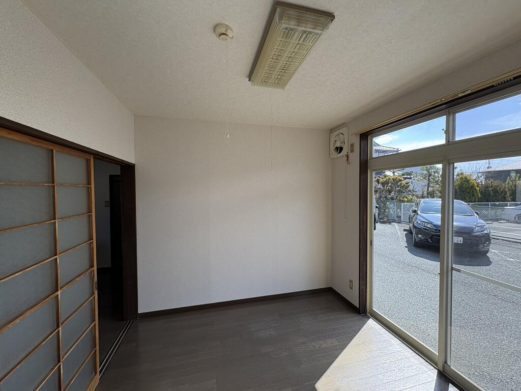 居室・リビング　洋室6畳　写真は103号室のものです