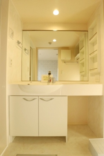 洗面設備　洗髪洗面化粧台