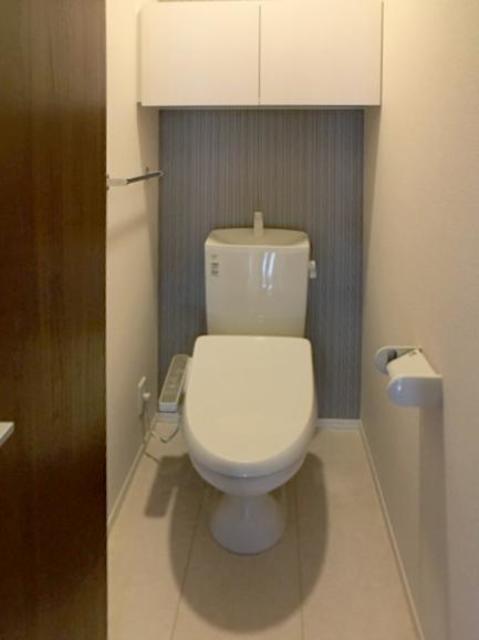 トイレ　反転のお部屋の参考写真です