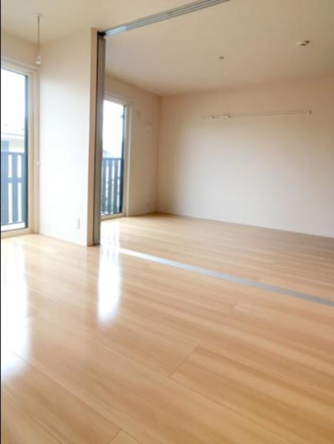 居室・リビング　反転のお部屋の参考写真です