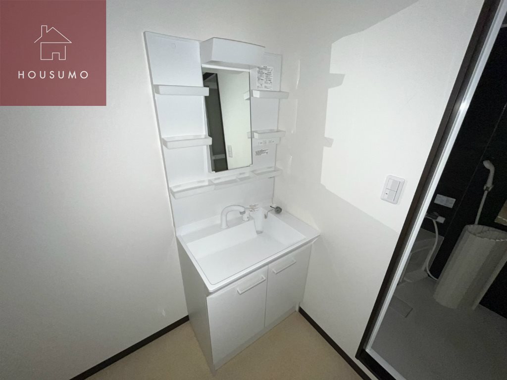 洗面設備　独立洗面化粧台付き