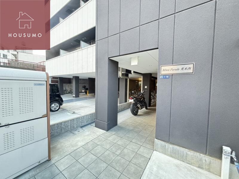 エントランス　建物の内部です