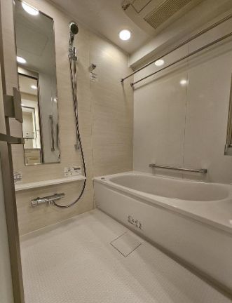 バス・シャワールーム　別部屋参考写真