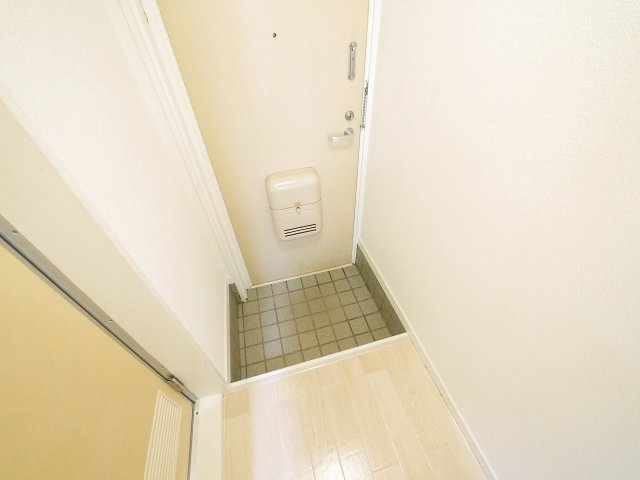 玄関　シンプルで使いやすい玄関です