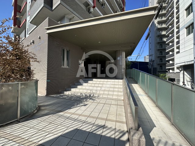 エントランス　エステムプラザ難波WESTリバークロス　エントランス