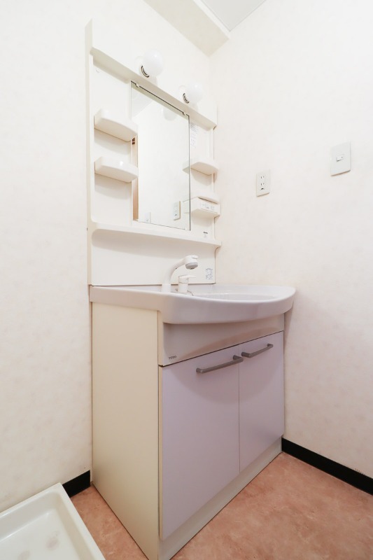 洗面設備　図面と現状に相違がある場合には現状を優先