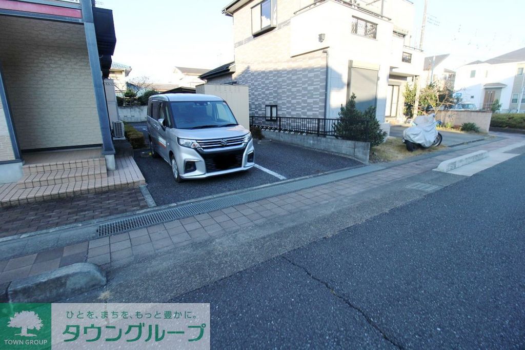 駐車場　駐車場