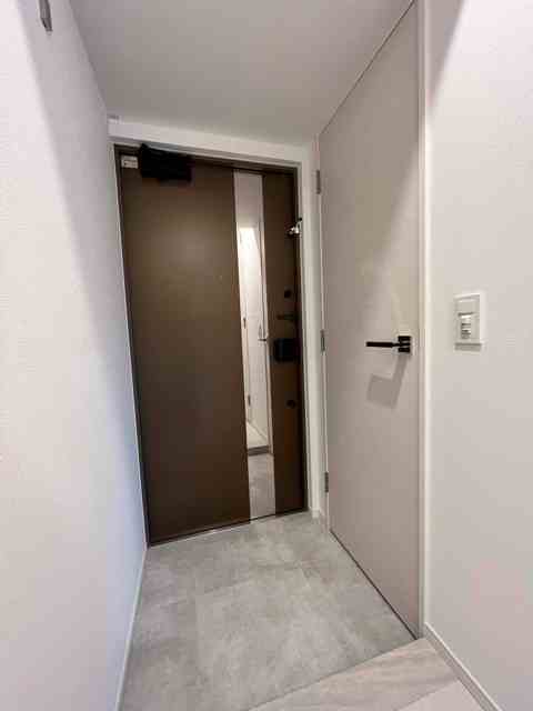 玄関　※写真は同タイプ住戸です。