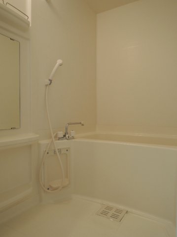 バス・シャワールーム　※別部屋の参考写真となります※現況優先※