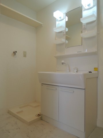 洗面設備　※別部屋の参考写真となります※現況優先※