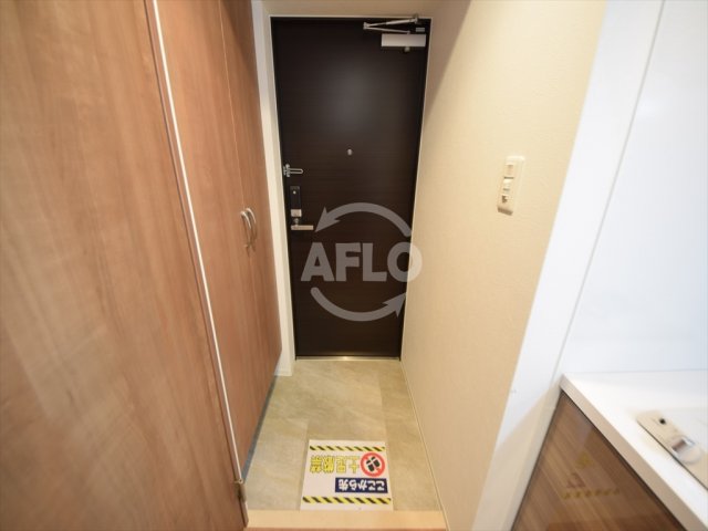 玄関　エスリード松屋町グレイス　玄関