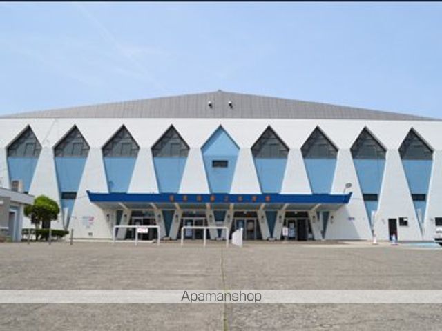 その他　和歌山県立体育館（その他）まで80m