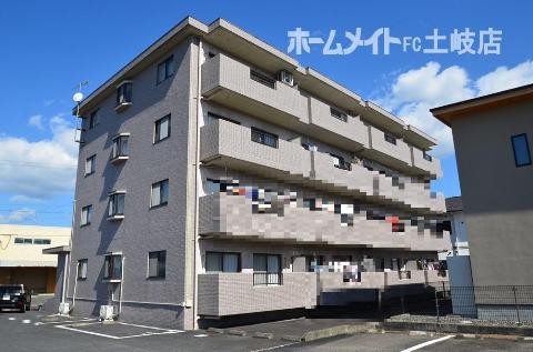 建物外観　外観写真（昼）