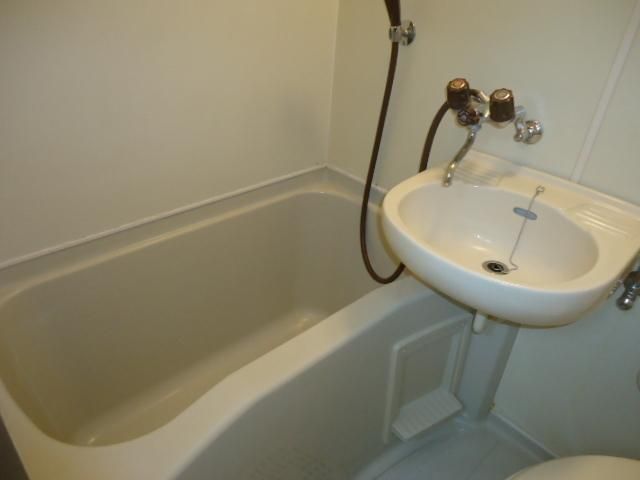 バス・シャワールーム　☆駅近・サーファーオススメ・初期費用安くてセカンドハウスに…