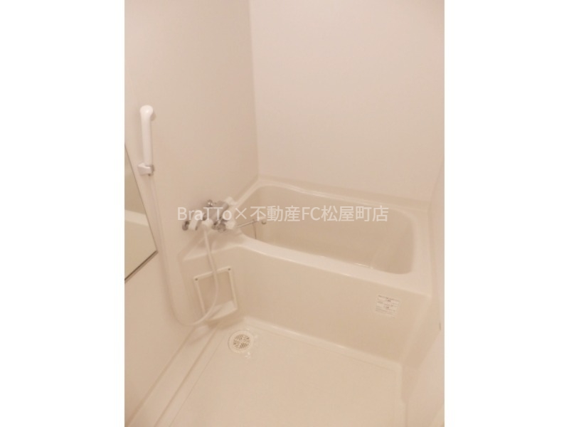 バス・シャワールーム　バス（浴室乾燥機付き）