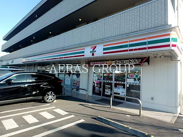 コンビニ　セブン-イレブン 川口安行藤八店（コンビニ）まで495m