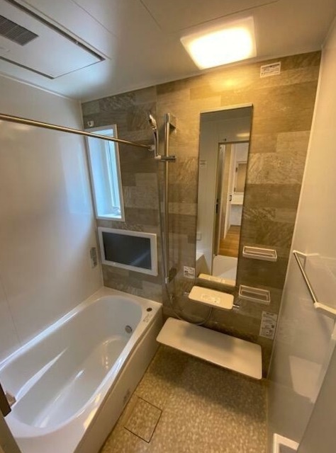 バス・シャワールーム