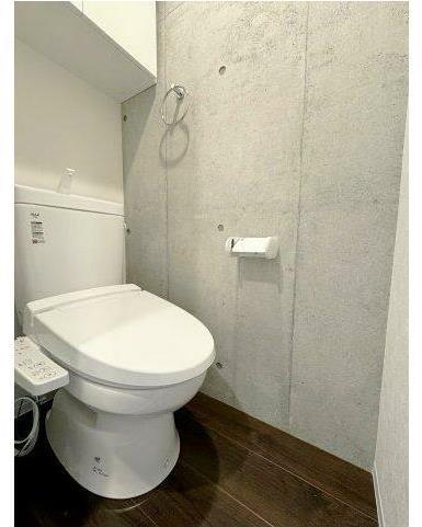 トイレ　嬉しい温水洗浄便座♪