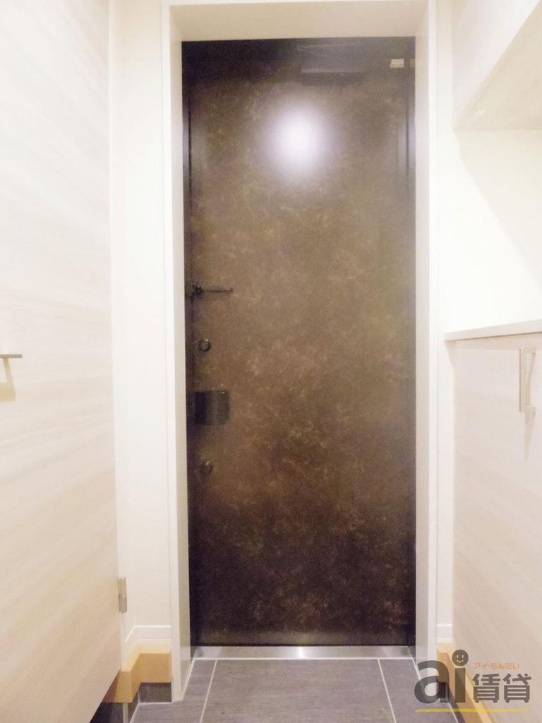 玄関　※写真同仕様※