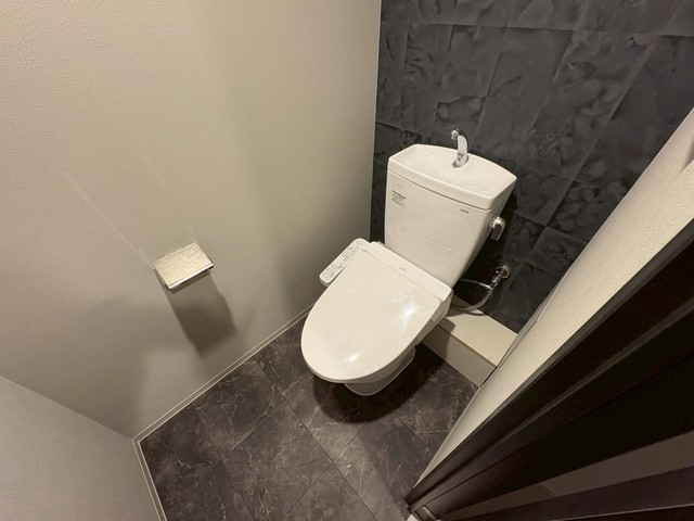 トイレ　別号室の写真です