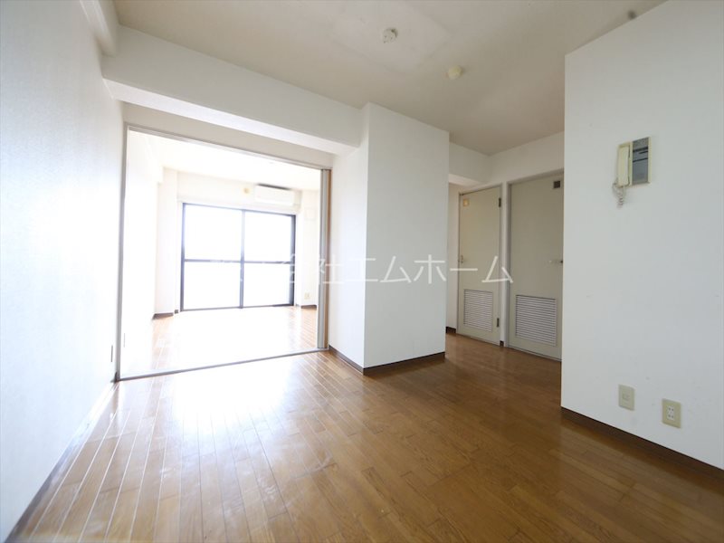 バルコニー　ＤＫ7.5帖　洋室6.3帖とつなげても仕切っても使えます