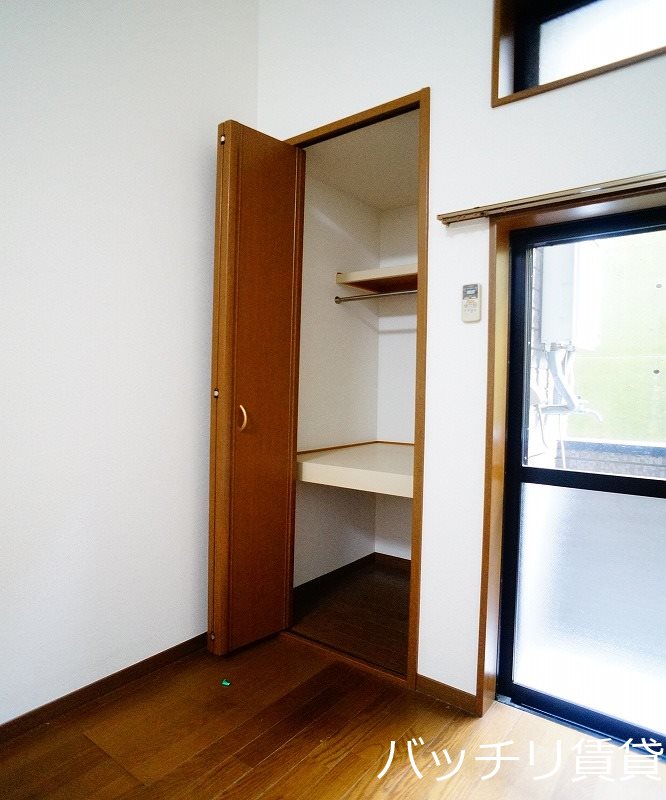 収納　画像は別部屋タイプの為、現状を優先致します。