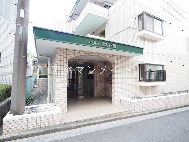 その他共有部分　建物のエントランスはこちらです