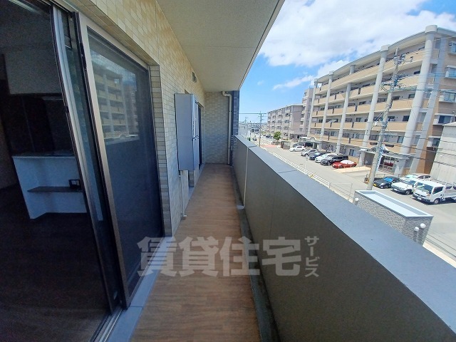 バルコニー　同物件別部屋参照