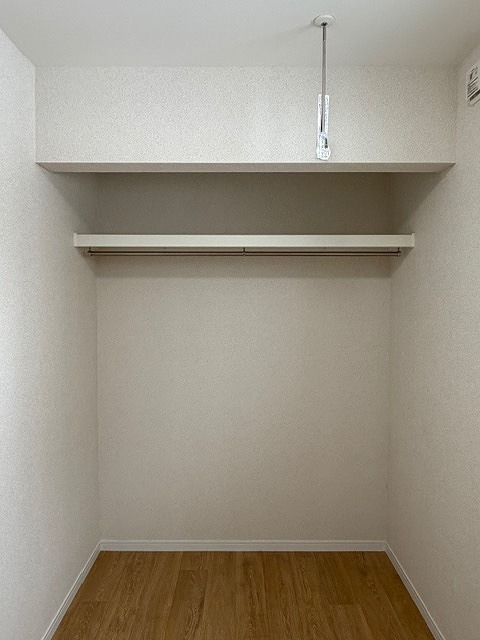 収納　別部屋の参考写真です建築中のお部屋です