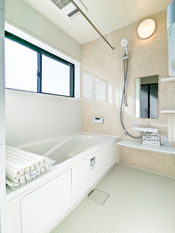 バス・シャワールーム　図面と現状に相違がある場合には現状を優先