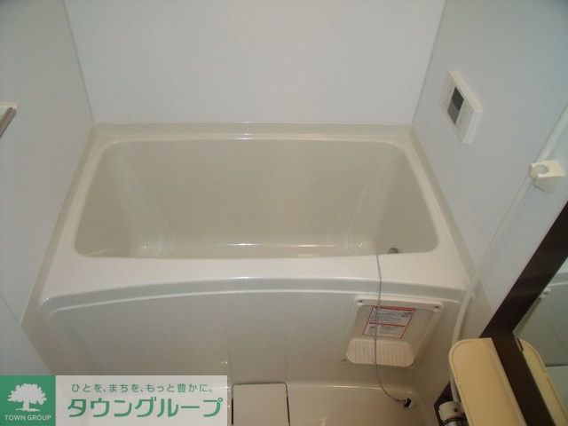 バス・シャワールーム　追い焚き機能付きバスです