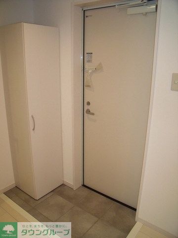 玄関　下駄箱付き玄関です