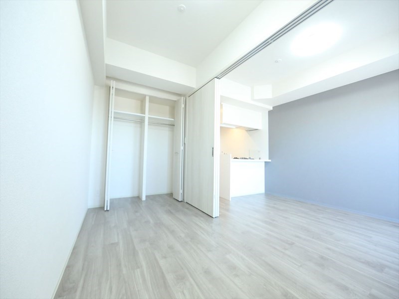 その他部屋・スペース　洋室5.1帖　クローゼット付（収納充実してます）