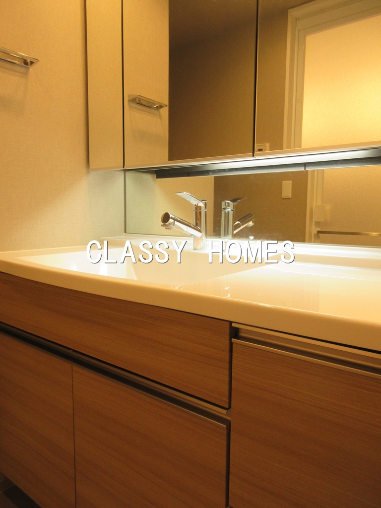 洗面設備　2019年竣工　プライムパークス品川シーサイド　ザ・タワー