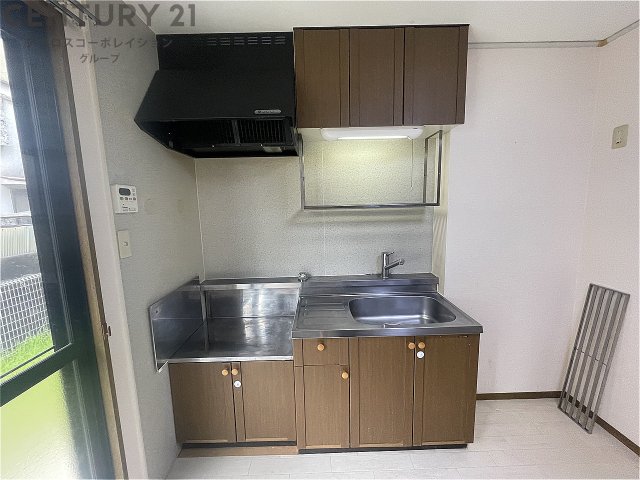 キッチン　壁付けキッチンでスペースを有効活用できます！