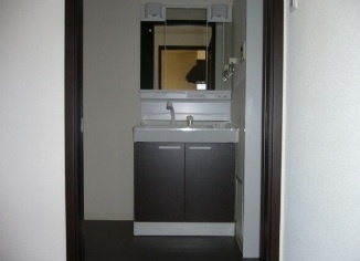 洗面設備　※反転タイプの写真です