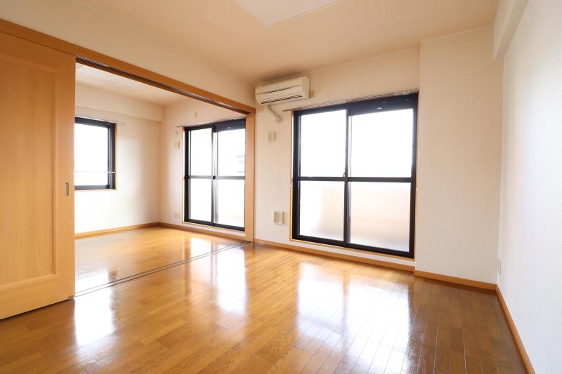 その他設備　リビングのエアコン