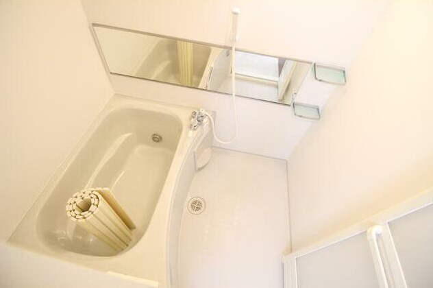 バス・シャワールーム　同一物件別部屋写真