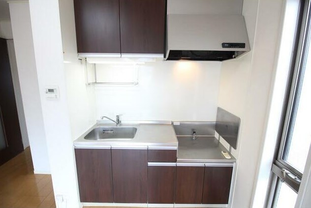 キッチン　同一物件別部屋写真