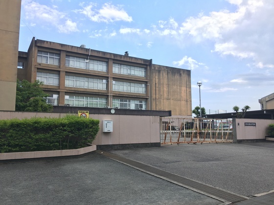 中学校　津市立橋北中学校（中学校）まで1729m