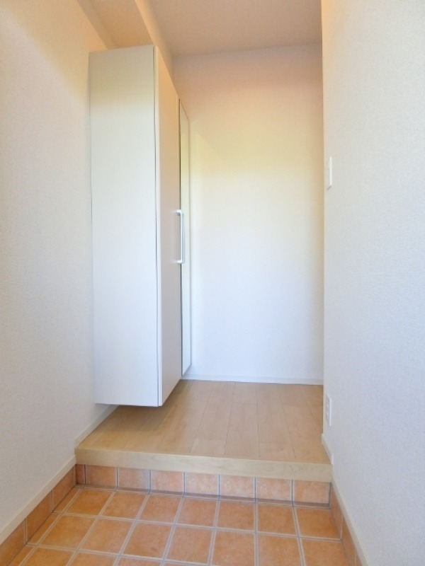 玄関　図面と現状に相違がある場合には現状を優先