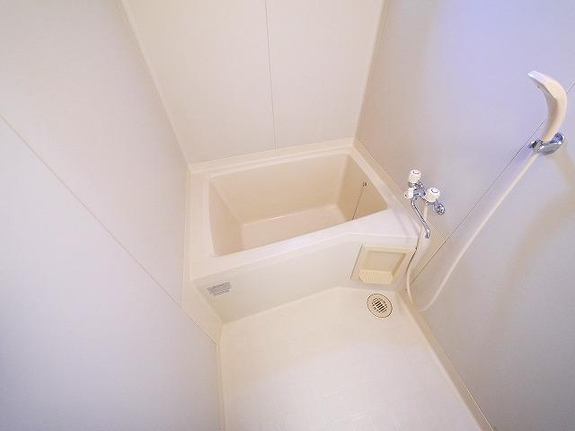 バス・シャワールーム　日々の暮らしに欠かせないお風呂です