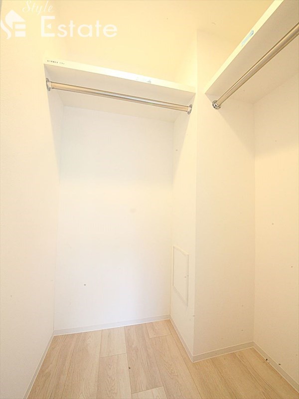 収納　ウォークインクローゼット