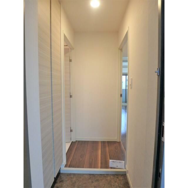 玄関　落ち着いた玄関です