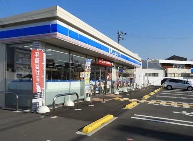 コンビニ　ローソン高砂米田（コンビニ）まで800m