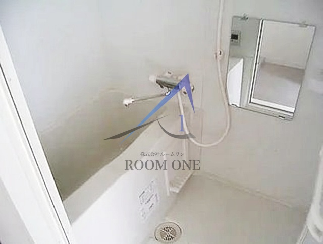 バス・シャワールーム　お風呂です。