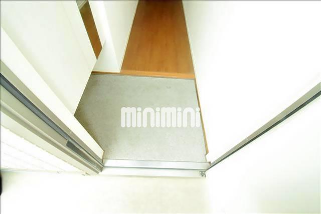 玄関　他号室の参考写真