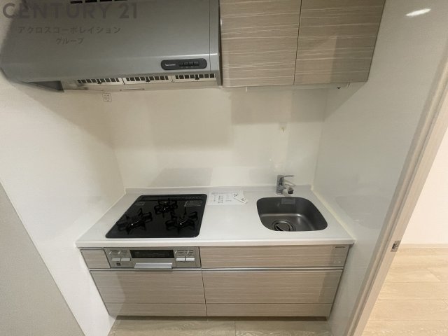 キッチン　3口ガスコンロ付で機能的なキッチンです！