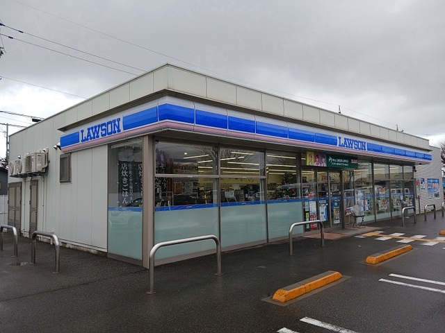 コンビニ　ローソン白山倉光一丁目店（コンビニ）まで500m